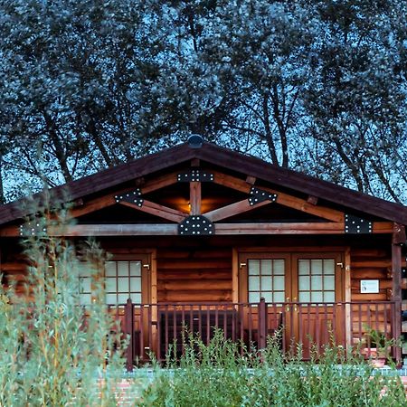 No, 6 Lake View Lodges - 28283 Old Leake Екстериор снимка
